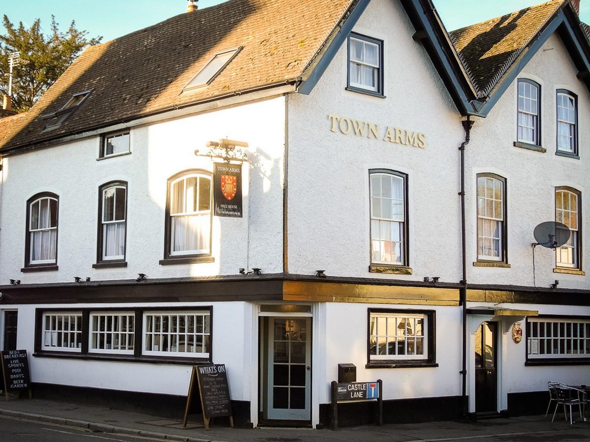 The Town Arms Hotel Wallingford Exterior photo